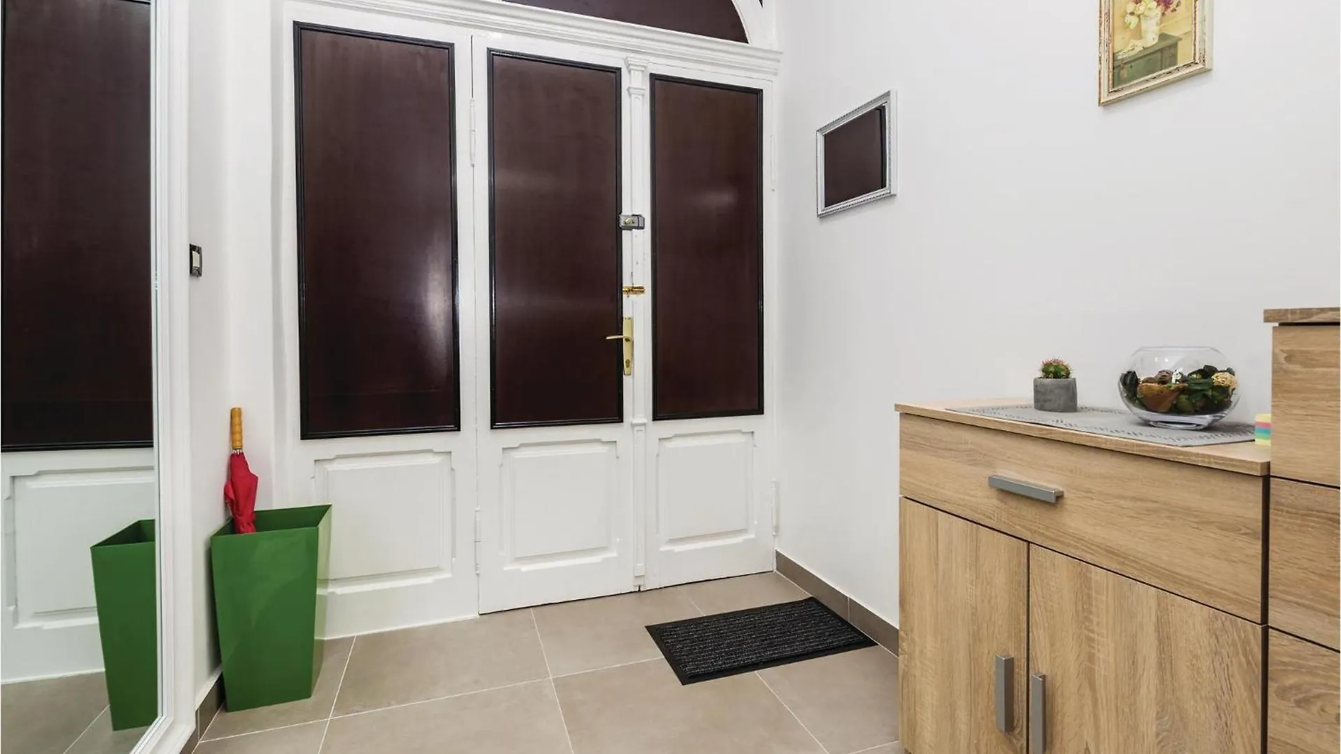 Amazing Apartment In Rijeka With Wifi 0*,